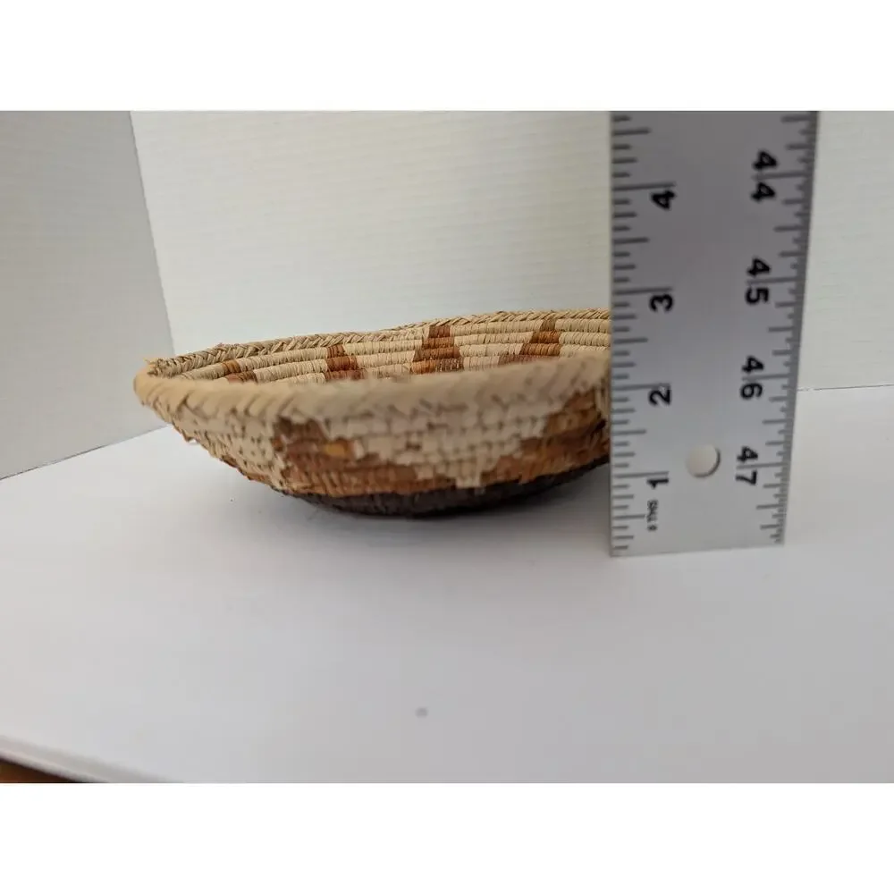 Vintage Handwoven Native American Southwest Coil Basket Star Pattern Bowl